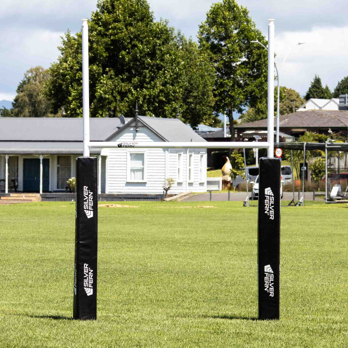 Junior Rugby Goal Post w/ Pads – Silver Fern