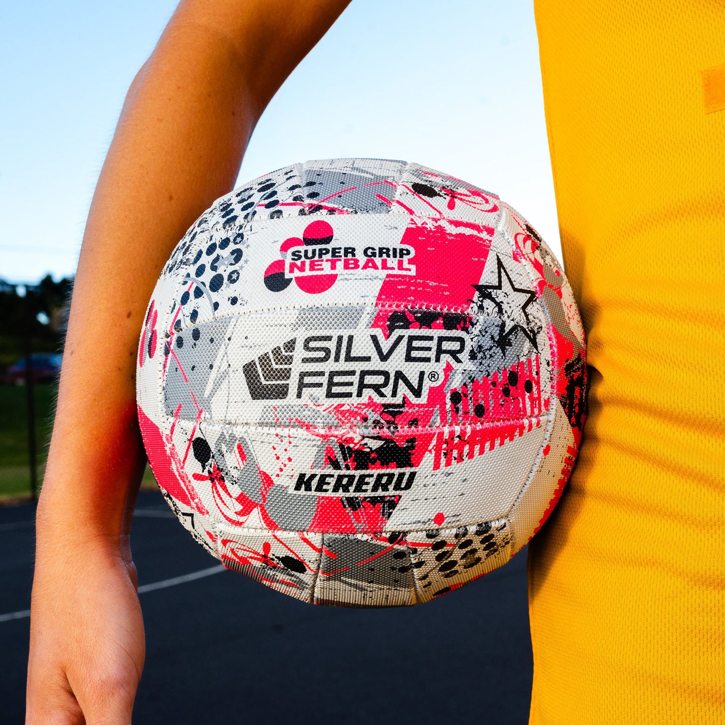 Netball Ball Kereru Pink/Silver Size 4 and 5