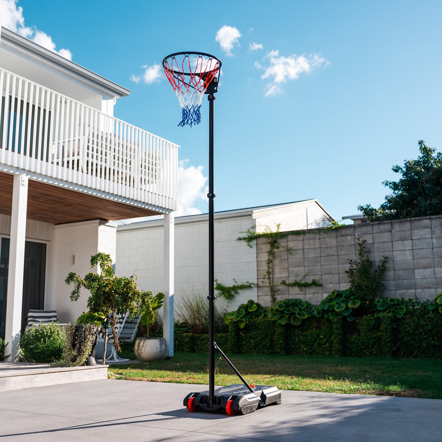 Silver Fern Netball Stand System Weka Lifestyle Shot